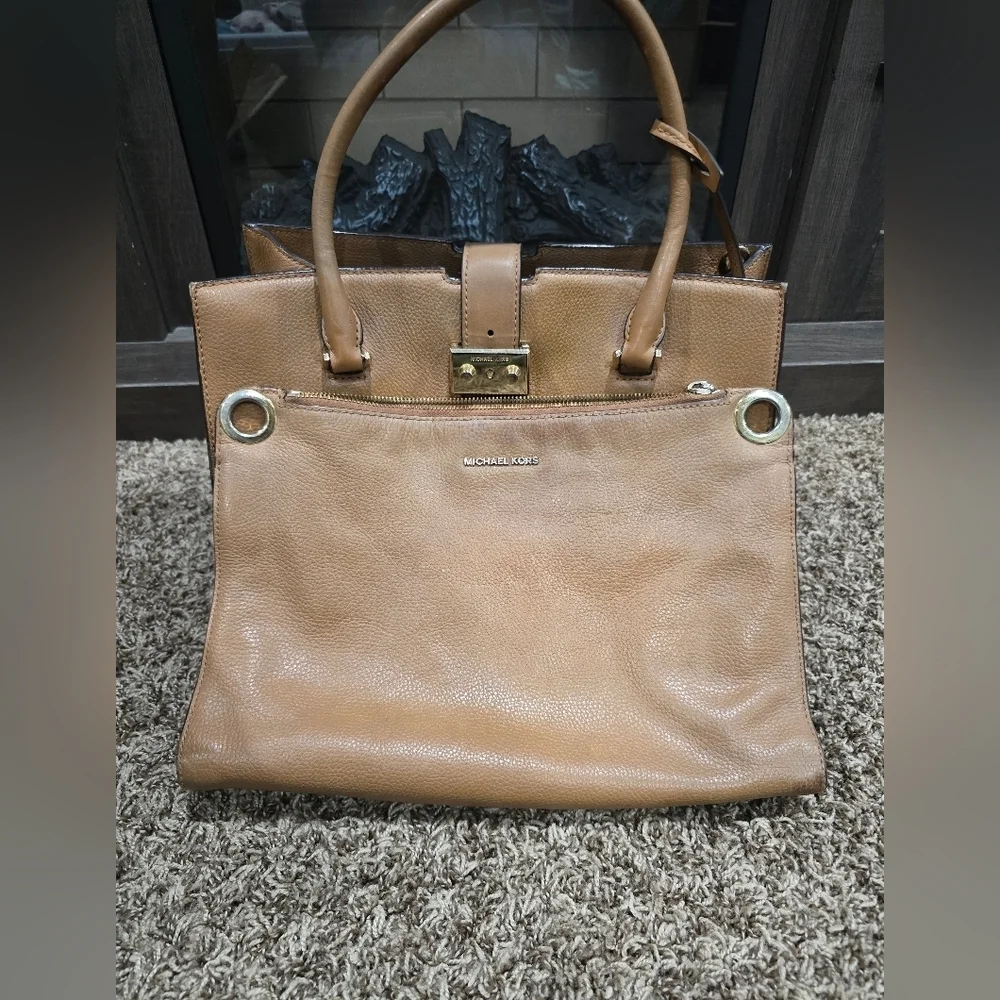 Michael Kors Bond Large Leather Satchel /Clutch in Acorn